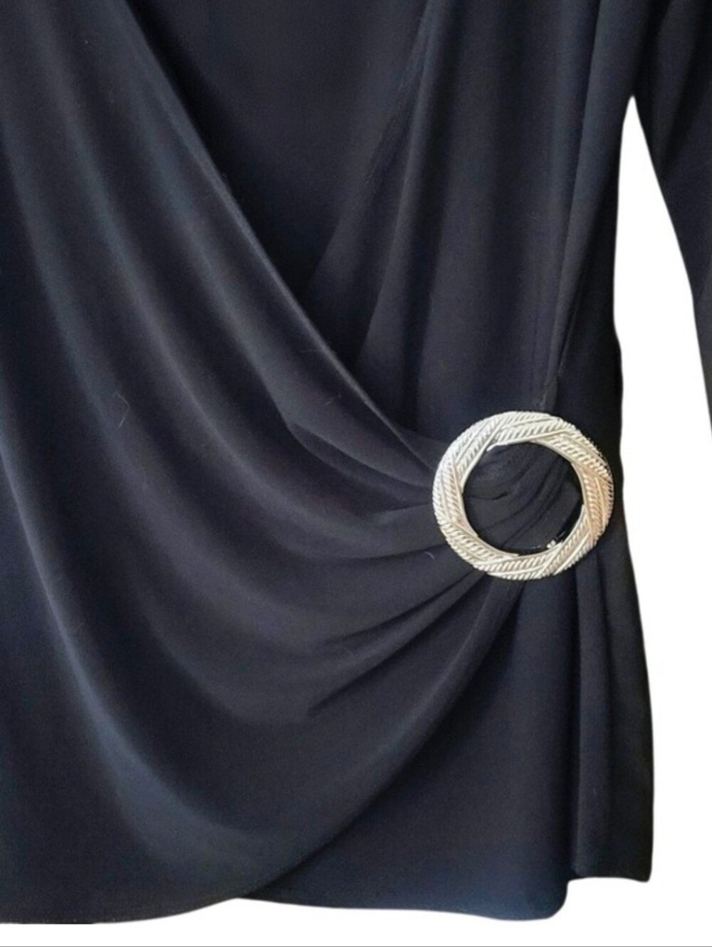 JasonMaxwell Figure Flattering Faux Wrap Top Side Accent. Sz. L